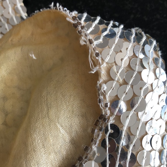 Vintage J. L. B silk sequin and beaded top. Paris. Hong Kong. New York - Picture 6 of 8